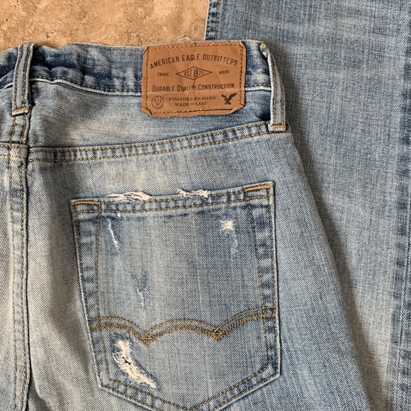 American Eagle Outfitters Distressed Denim Jeans SZ 29/30 - Picture 2 of 6